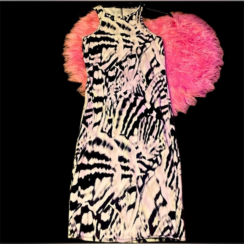 Express body contour zebra design dress euc 
(🤑 Get 5 items for $20)